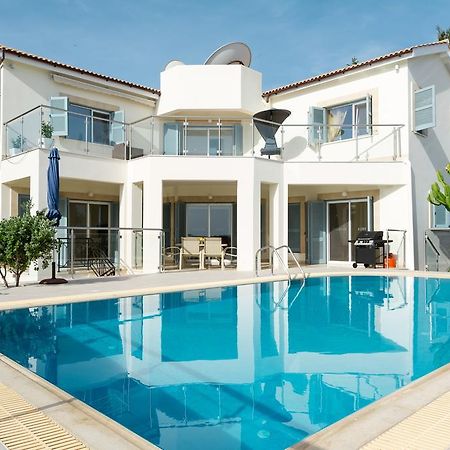 Villa Riverside Polis Luaran gambar